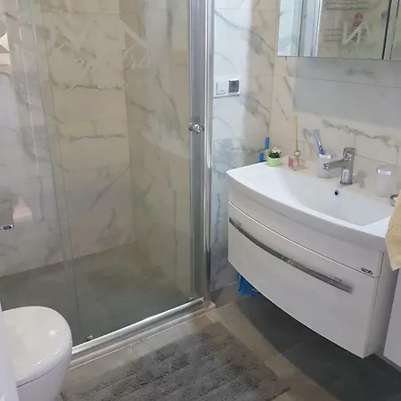 Cleopatra Crown Apartmán